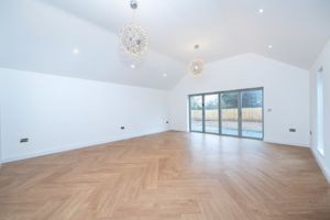 Living room- click for photo gallery